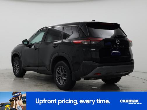 2023 Volvo XC40 B5 Plus Dark Theme