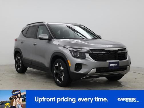 Gray 2025 Kia Seltos S