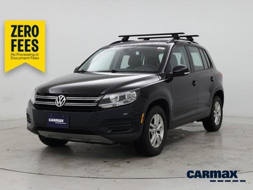 Black 2016 Volkswagen Tiguan SE