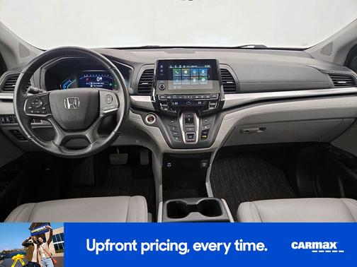 Silver 2023 Honda Odyssey EX-L
