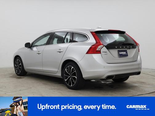 2017 Volvo V60 T5 Platinum