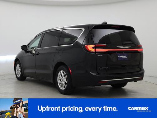 Black 2023 Chrysler Pacifica Touring L
