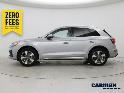 Gray 2023 Audi Q5 Premium
