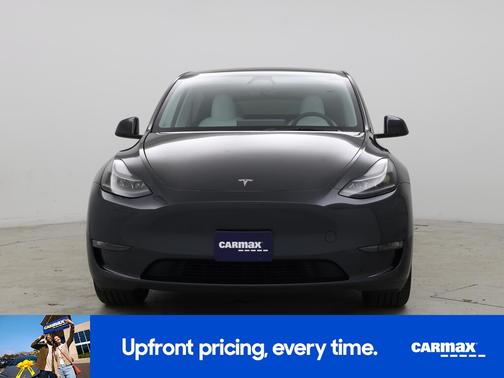 Gray 2024 Tesla Model Y Long Range