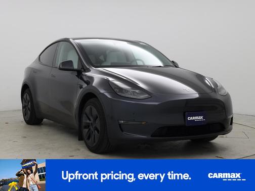 Gray 2024 Tesla Model Y Long Range