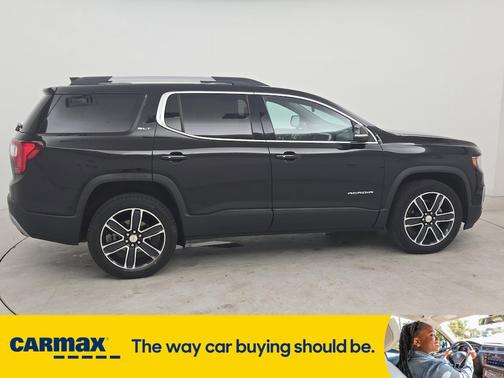 2022 GMC Acadia SLT