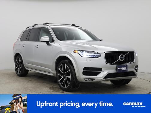 2018 Volvo XC90 T6 Momentum
