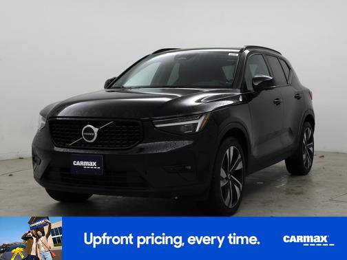Black 2023 Volvo XC40 B5 Ultimate Dark Theme