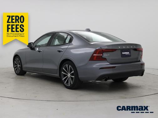 Gray 2021 Volvo S60 T5 Momentum