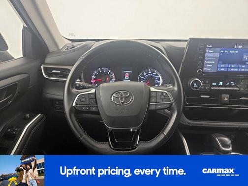 2020 Toyota Highlander LE