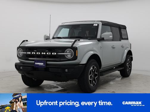 Gray 2024 Ford Bronco Outer Banks