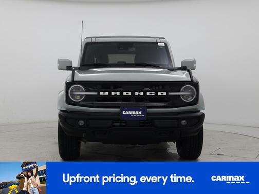 Gray 2024 Ford Bronco Outer Banks