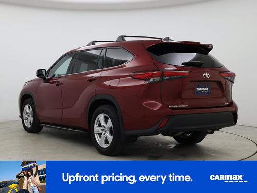 2022 Toyota Highlander LE