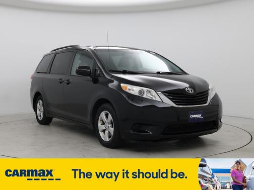 2014 Toyota Sienna LE