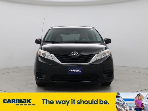2014 Toyota Sienna LE