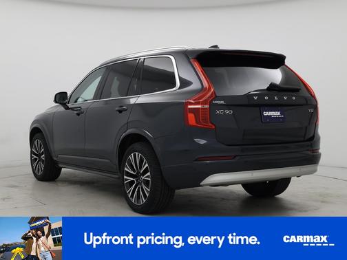 Gray 2022 Volvo XC90 T5 Momentum