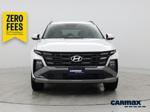 White 2025 Hyundai TUCSON SEL