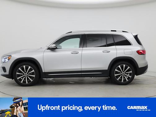 Silver 2021 Mercedes-Benz GLB 250