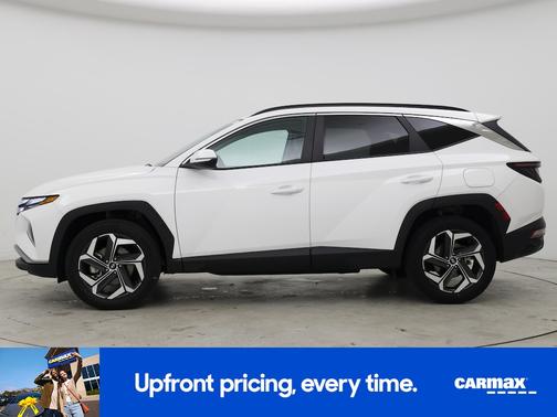 White 2023 Hyundai TUCSON SEL