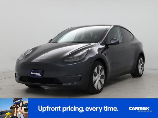Gray 2024 Tesla Model Y Long Range