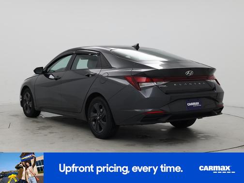 Gray 2022 Hyundai ELANTRA SEL