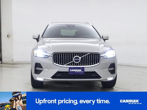 2022 Volvo XC60 B5 Inscription