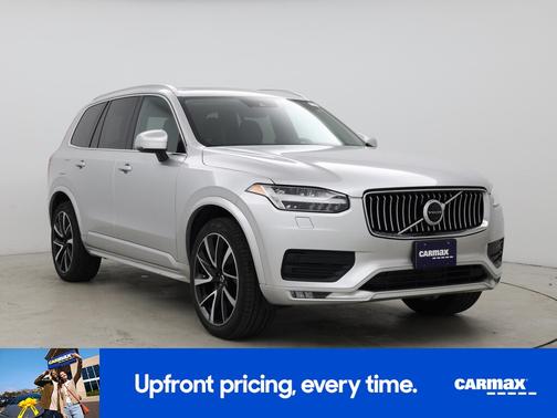 Silver 2021 Volvo XC90 T6 Momentum