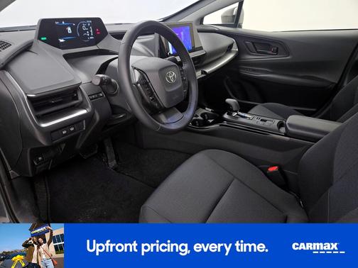 2025 Toyota Prius LE