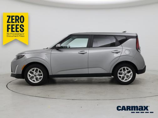 Silver 2024 Kia Soul LX