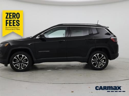 Black 2022 Jeep Compass Latitude Lux