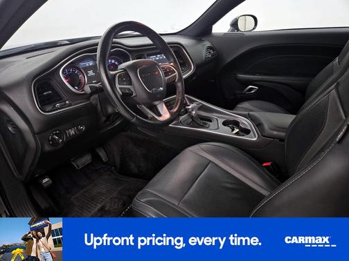 2017 Dodge Challenger SXT Plus