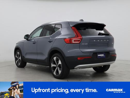 2023 Volvo XC40 B5 Plus Bright Theme