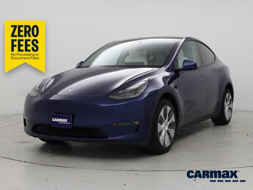 Blue 2023 Tesla Model Y Long Range
