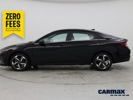 Black 2023 Hyundai ELANTRA Limited