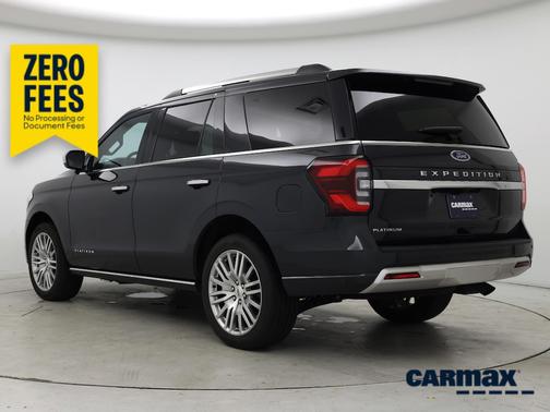 Gray 2024 Ford Expedition Platinum