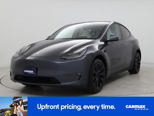 Gray 2023 Tesla Model Y Long Range