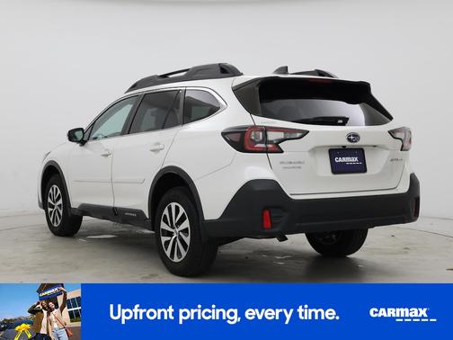 White 2022 Subaru Outback Premium