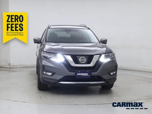 Gray 2017 Nissan Rogue SL