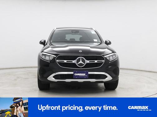 Black 2024 Mercedes-Benz GLC 300