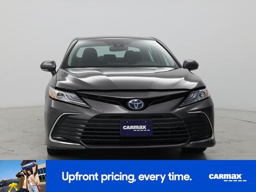 2022 Toyota Camry Hybrid XLE