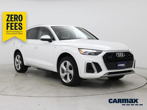 White 2022 Audi Q5 Premium Plus