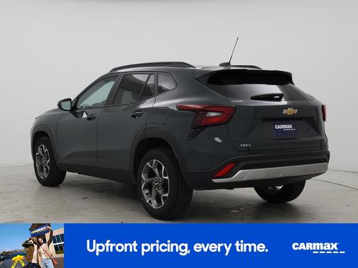 Gray 2025 Chevrolet Trax LT