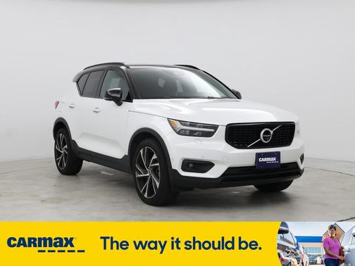 2019 Volvo XC40 T5 R-Design
