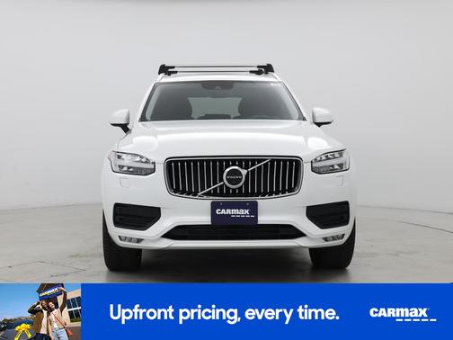 2021 Volvo XC90 T6 Momentum