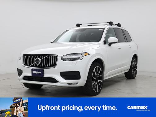 2021 Volvo XC90 T6 Momentum