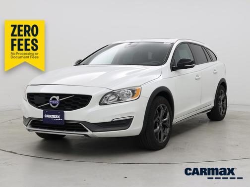White 2016 Volvo V60 Cross Country T5