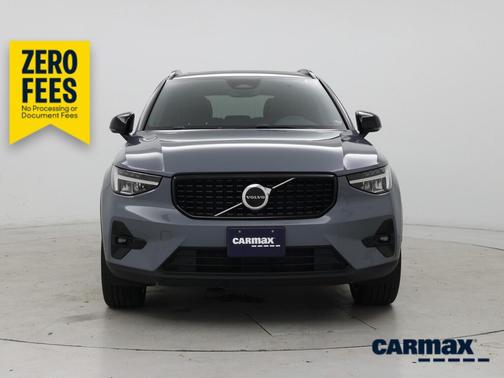 Gray 2023 Volvo XC40 B5 Plus Bright Theme