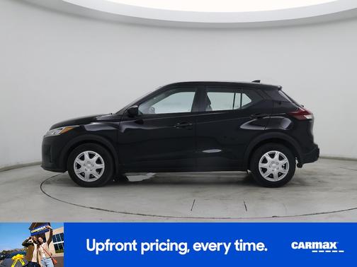 Black 2024 Nissan Kicks S