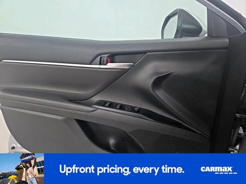 2020 Toyota Camry SE Night Shade