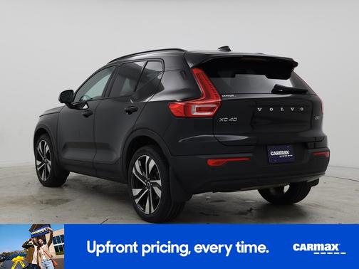 2023 Volvo XC40 B5 Plus Bright Theme